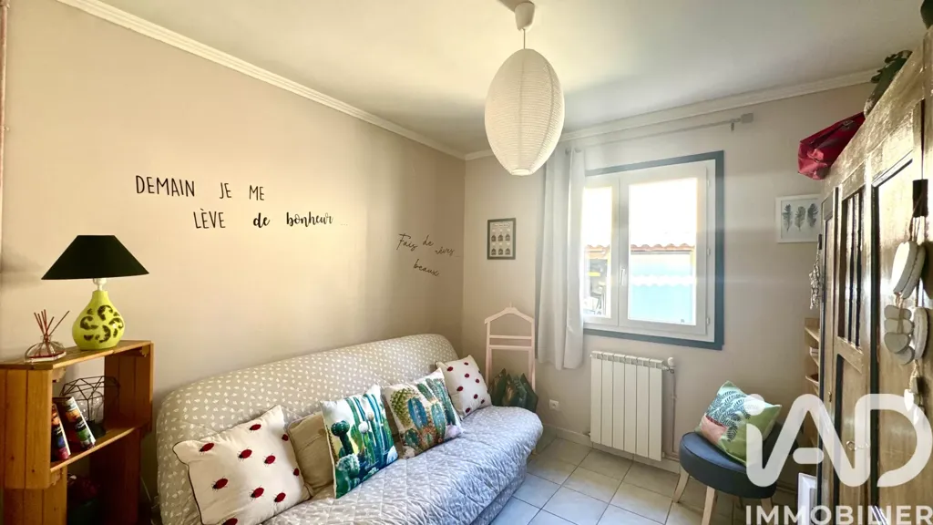 Dormitorios - Single-Storey Villa with Pool in Bagnols-sur-Cèze