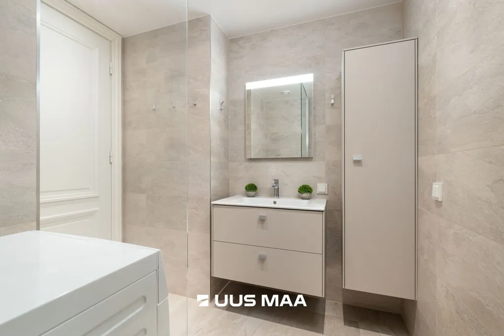 Modern Apartment with Terrace in Uus-Veerenni
