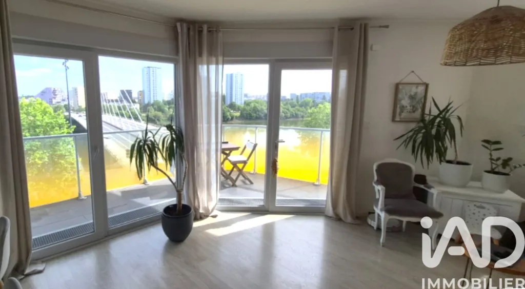 Séjour - Appartement avec vue Loire à Nantes