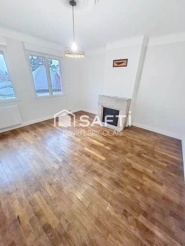 Séjour - Appartement Lumineux au Centre de Saint-Lo