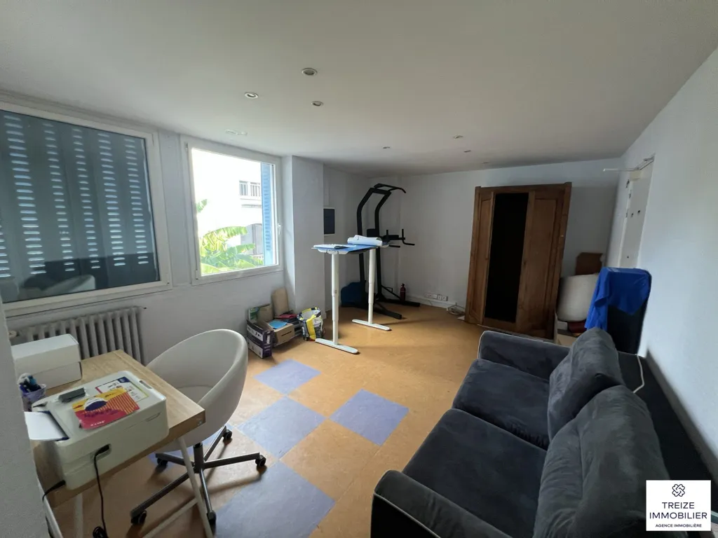Kabinet - Renovation Project in Auray Centre