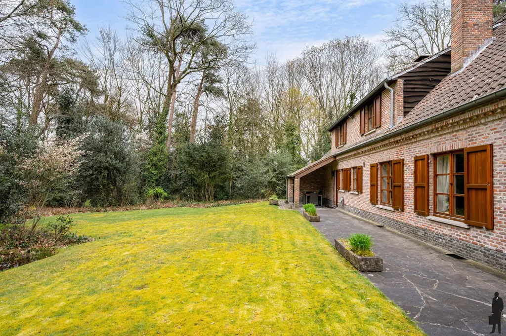 Exterior - Country Villa with Terrace and Garden