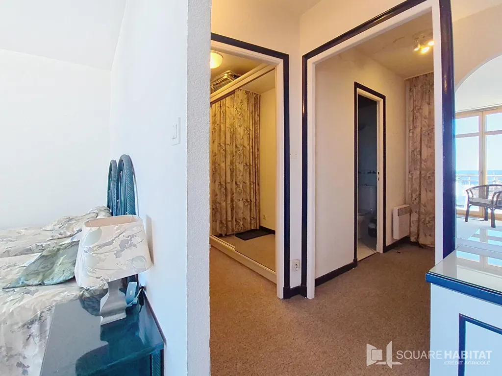 Bedrooms - 3-Bed Apartment with Sea View in Quiberon