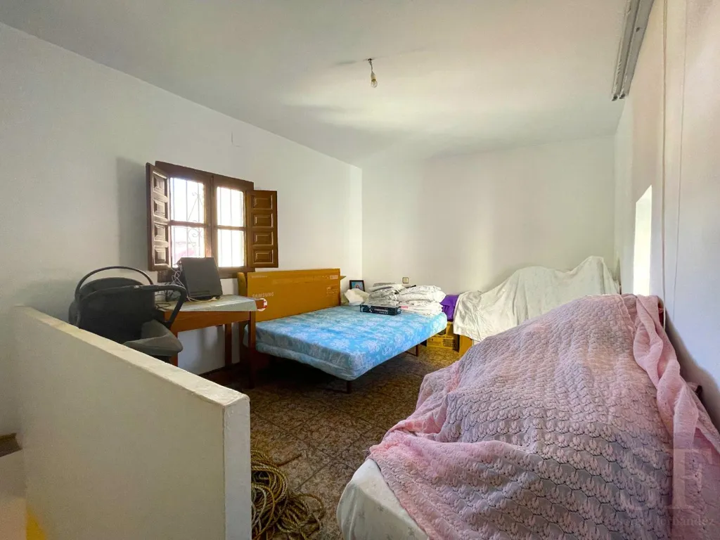 Magamistoad - Adaptable Townhouse with Mountain Views in Sayalonga