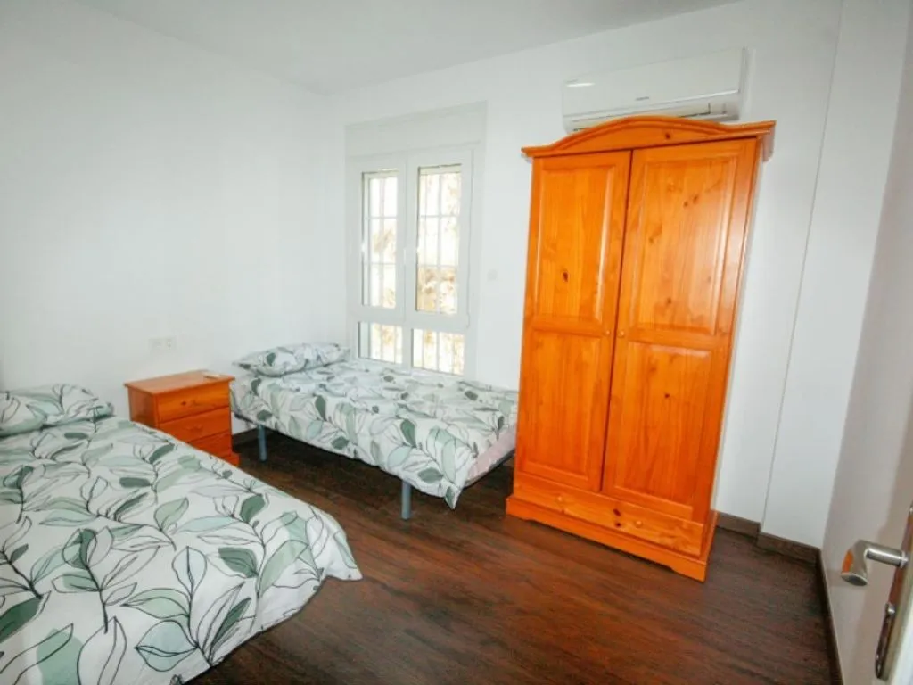 Bedrooms - Four-Bedroom Chalet with Pool near Coín