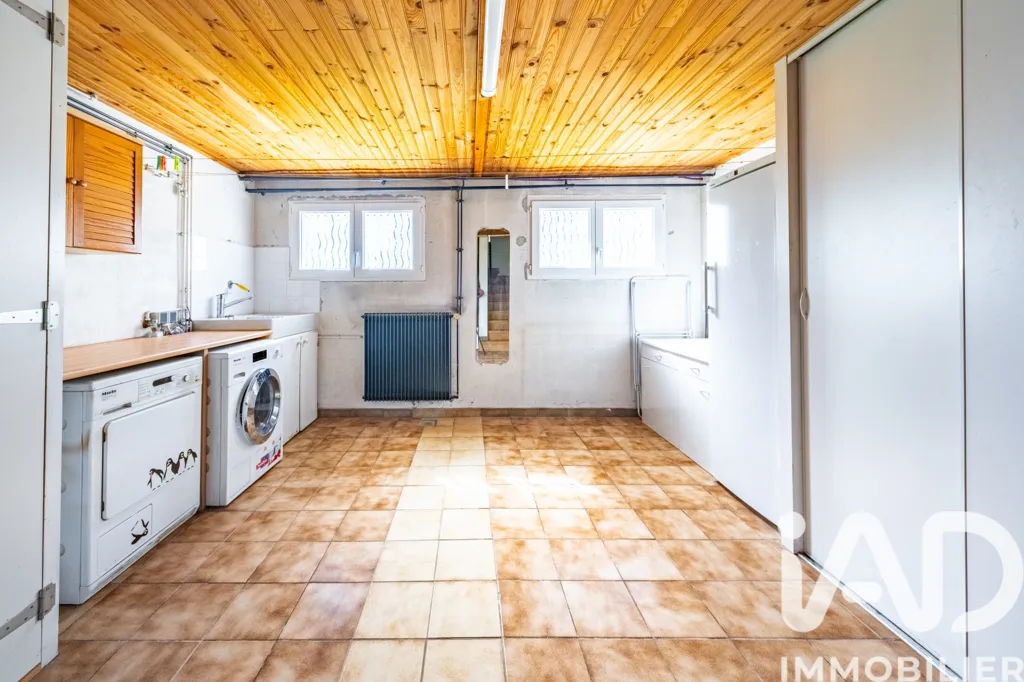 Lavanderia - Family Villa with Pool in Chambeire