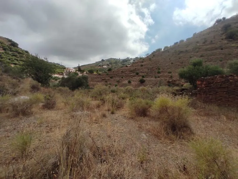Jardin - Two Large Plots with Panoramic Views near Sayalonga