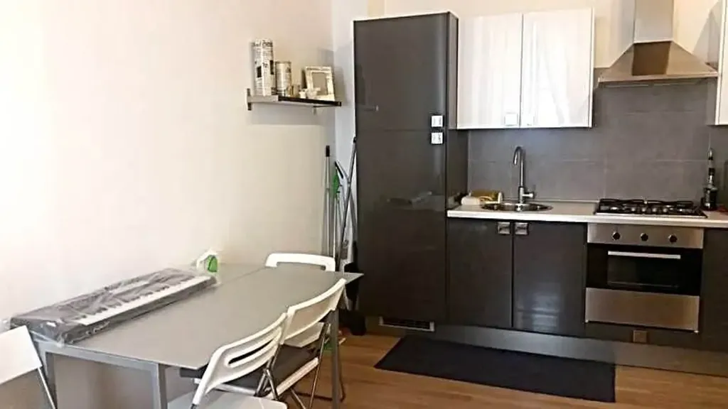 Cuisine - Rustic-Style Flat in Ancona's Historic Centre