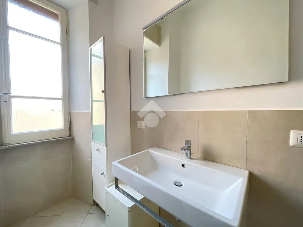 Bagni - Elegant 4-Bedroom Apartment in Trieste, Rome