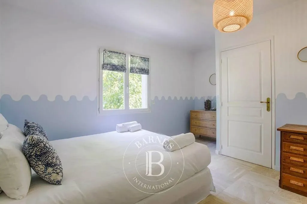 Magamistoad - Luxury House with Pool in Saint-Étienne-la-Thillaye