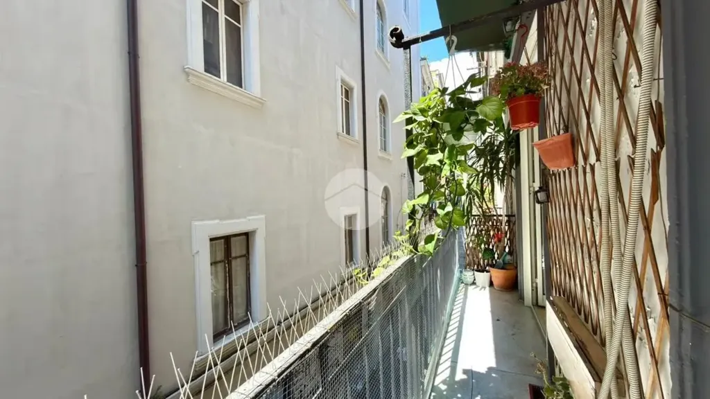 Giardino - Rearranged Apartment with Balcony in Naples