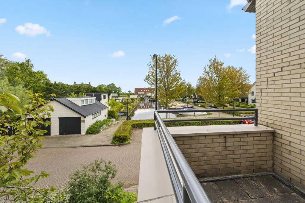 Balcon - Villa with Water View in Leidschendam