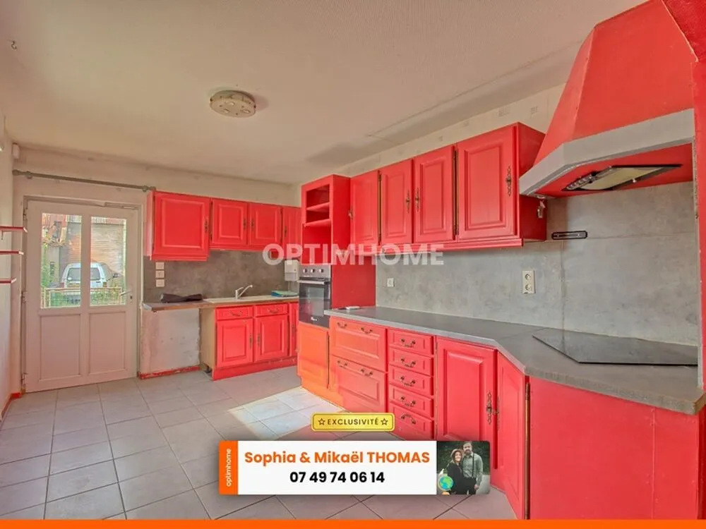 Cucina - Renovatable House with Garden in Chaussin