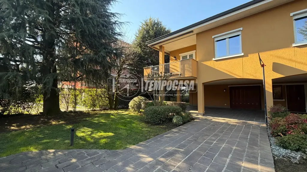 Extérieur - Maison 8 pièces à IT