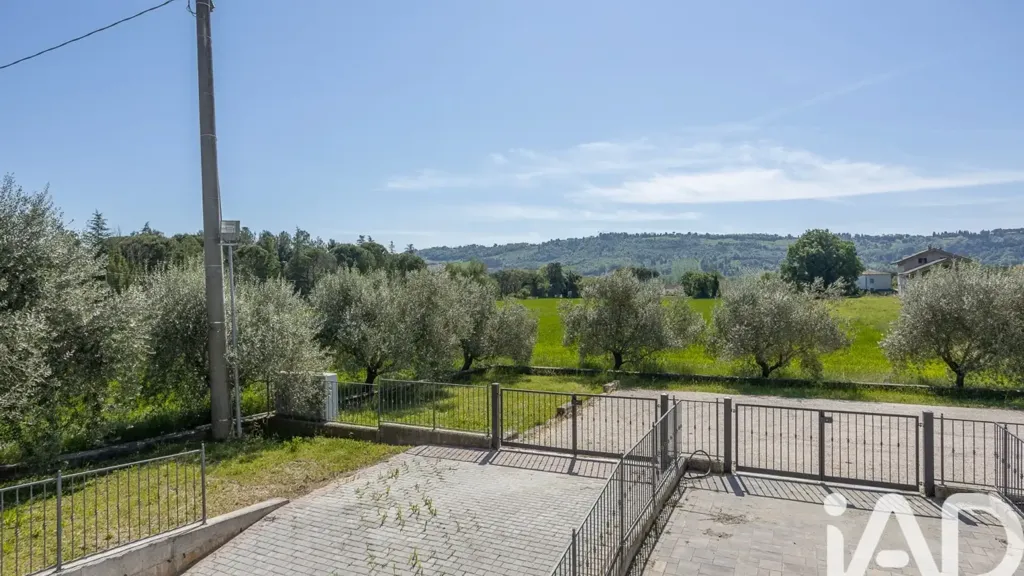Jardin - Villa with Large Garden in Valle Cascia