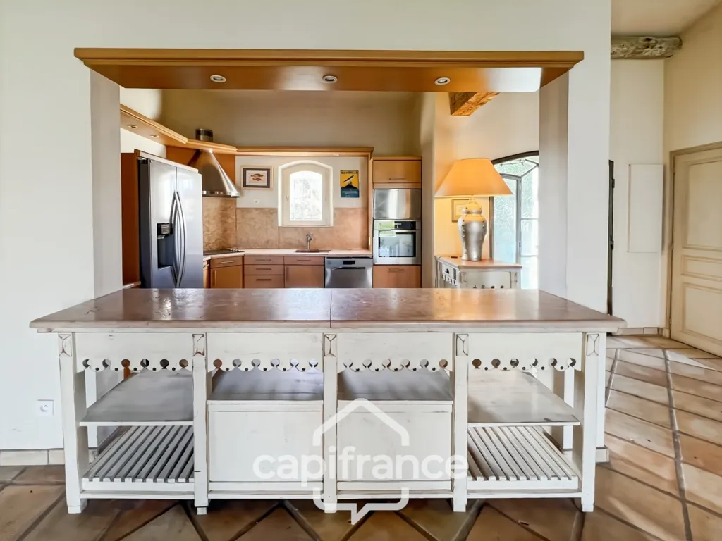 Cuisine - Villa avec Vue Golf au Domaine de Pont Royal