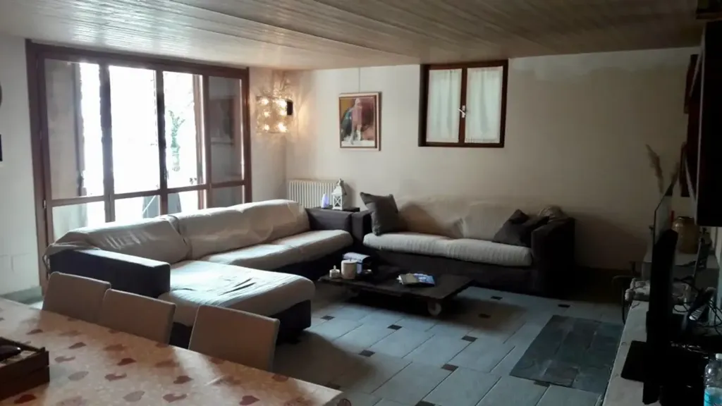Elutuba - Residential Property with Three Cottages in Nembro