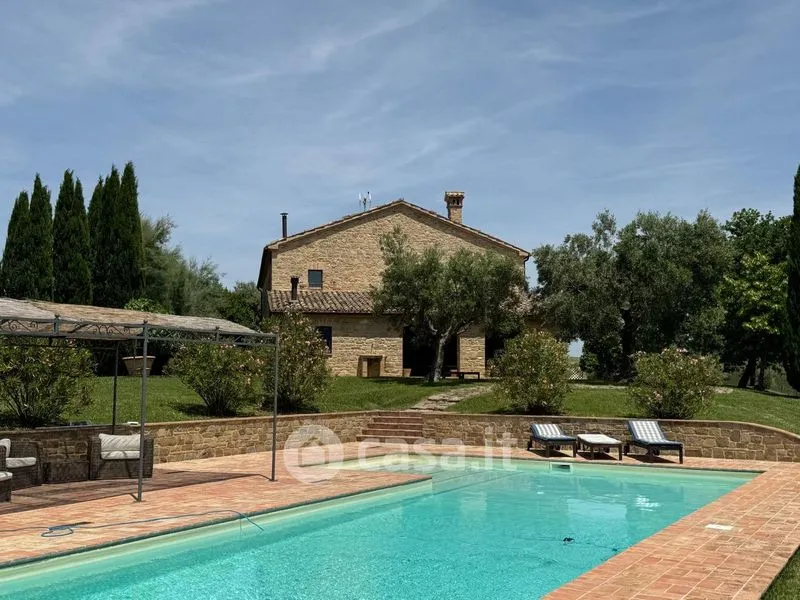 Bassein - Rustic Casale with Pool in Cingoli