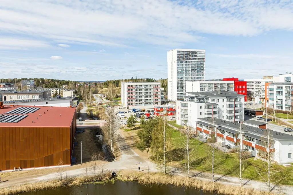 Vue aérienne - Corner Flat with Balcony in Pirkkala Centre