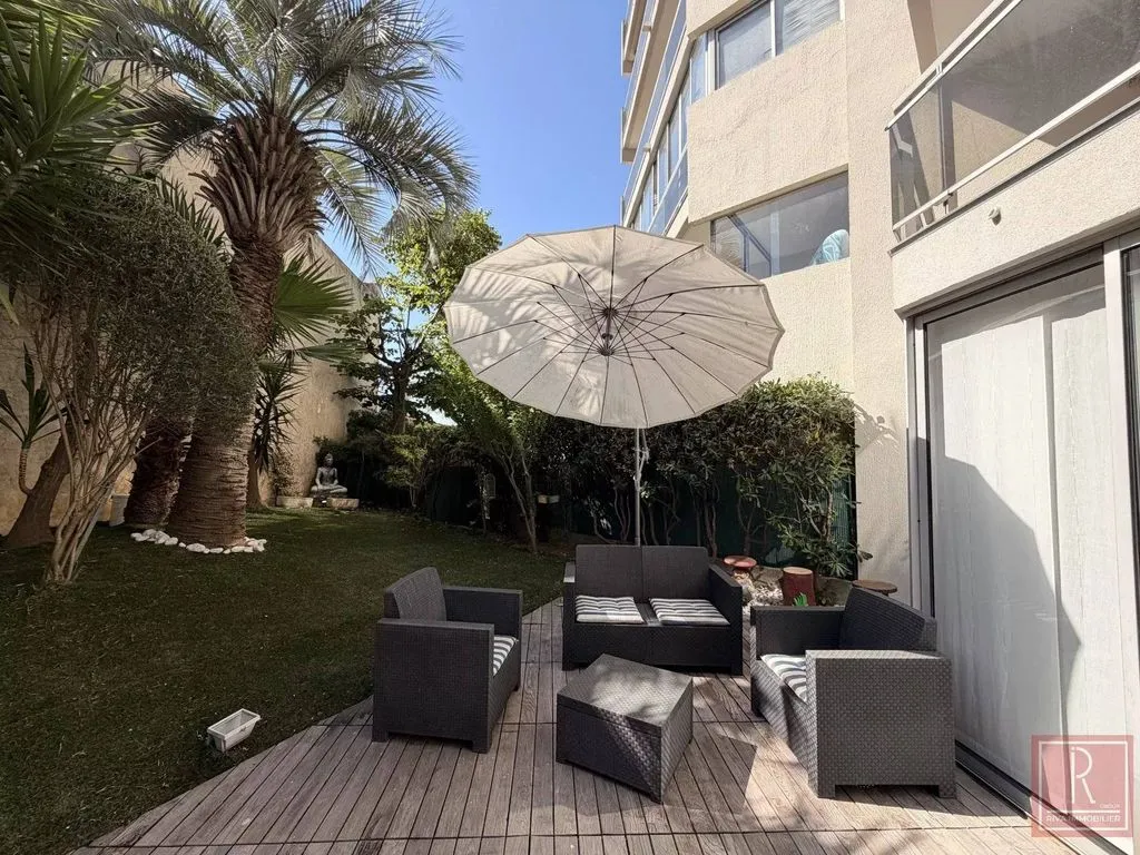 Terrass - Luxury Apartment with Sea View in Cannes