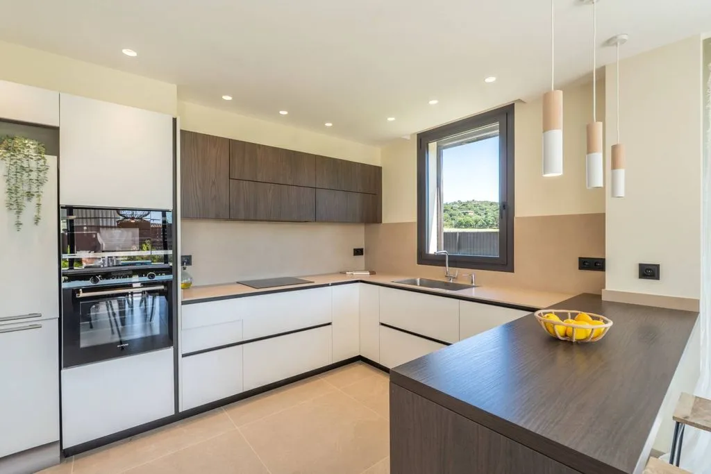 Kitchen - Avant-garde Detached House with Pool in Pals
