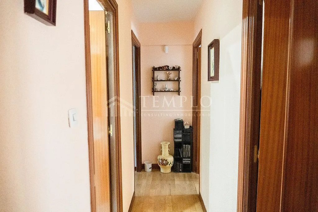hallway_entrance