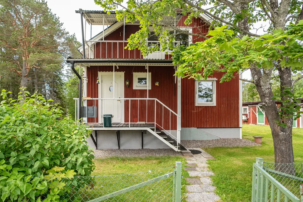 Extérieur - Seaside Villa with Guesthouse in Lörudden