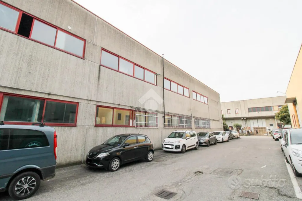 4-toaline ärihoone asukohas IT