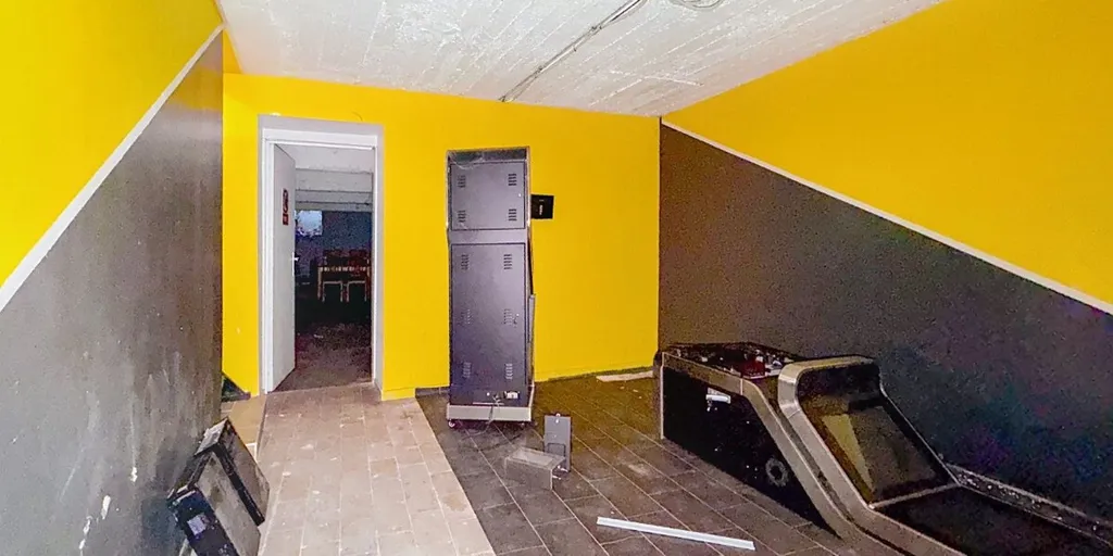 Pièces - Loft à Rénover avec Jardin à Schaerbeek