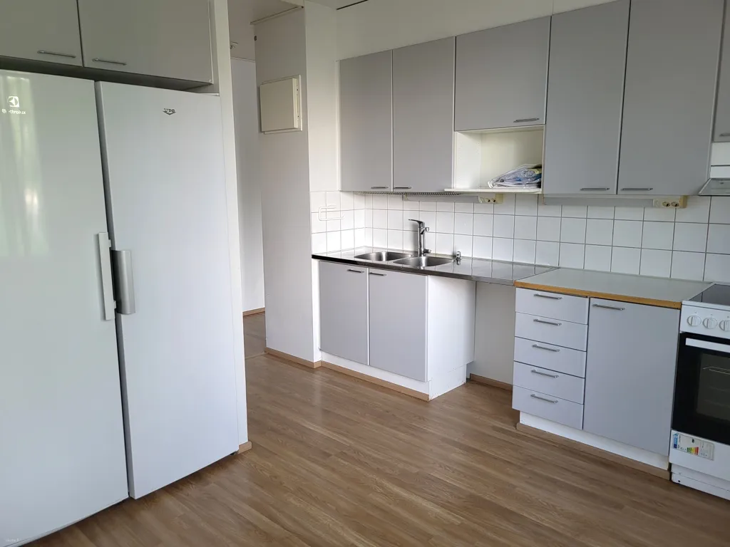 Appartement 4 pièces à FI