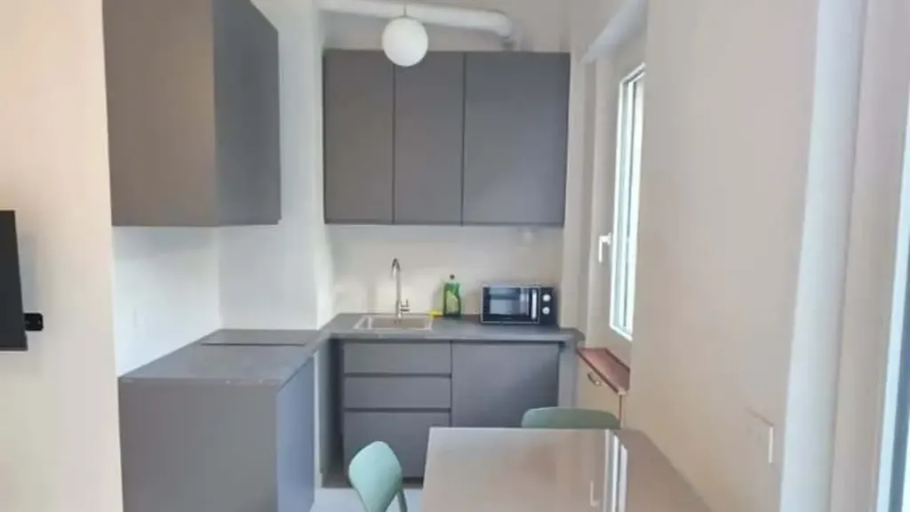 Cuisine - 1-Bedroom Apartment with Balcony in Milan
