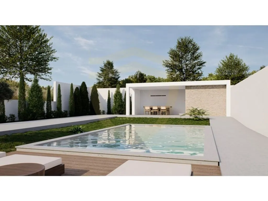 Modern House with Pool in Figueira da Foz