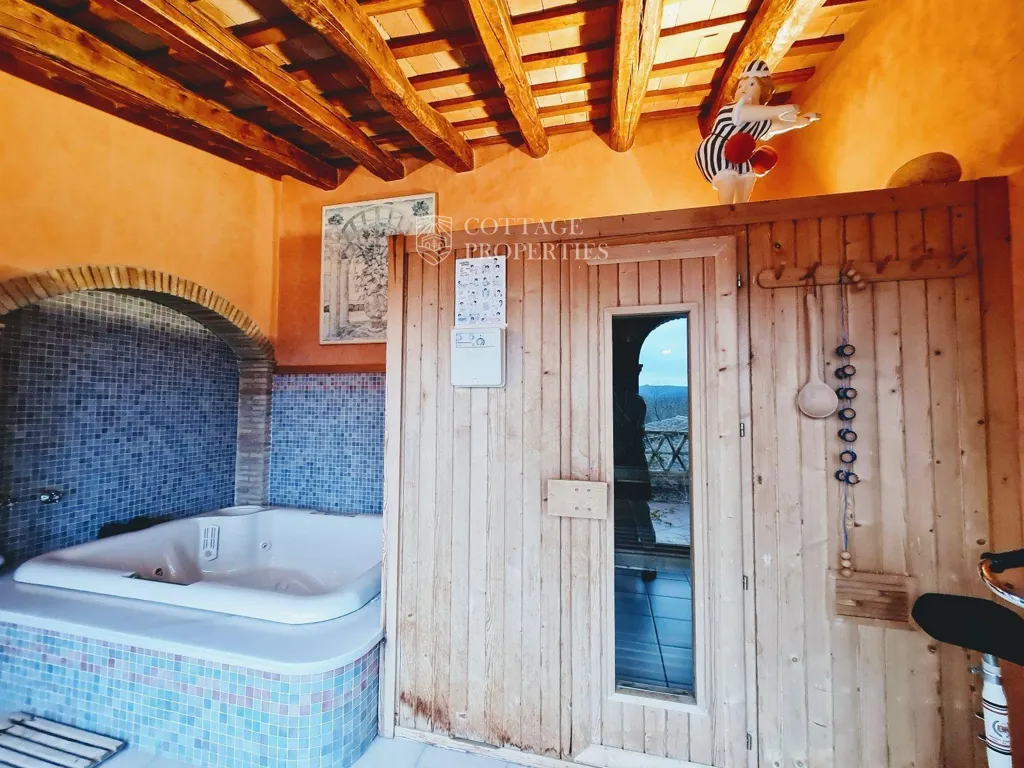 Bagni - Rustic Estate with Masia in Llagostera