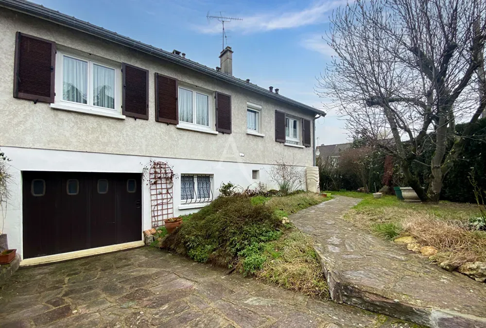Maison 6 pièces à Menucourt