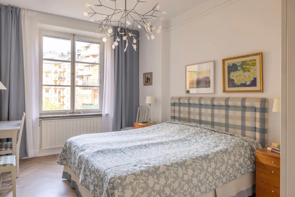 Magamistoad - Charming 2.5-Bedroom Flat with Balcony in Södermalm