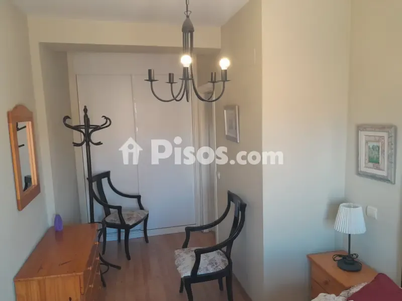Camere da letto - Furnished Flat with Balcony in Quiet Community