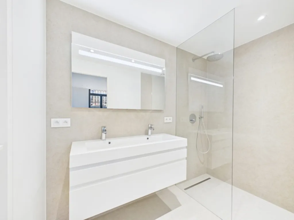 Vannitoad - Duplex in Prestigious Townhouse, Brussels