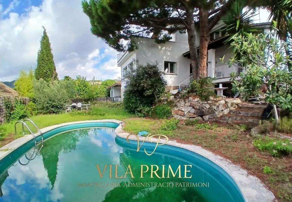 Piscine - Detached Villa with Sea View in Vilassar de Dalt