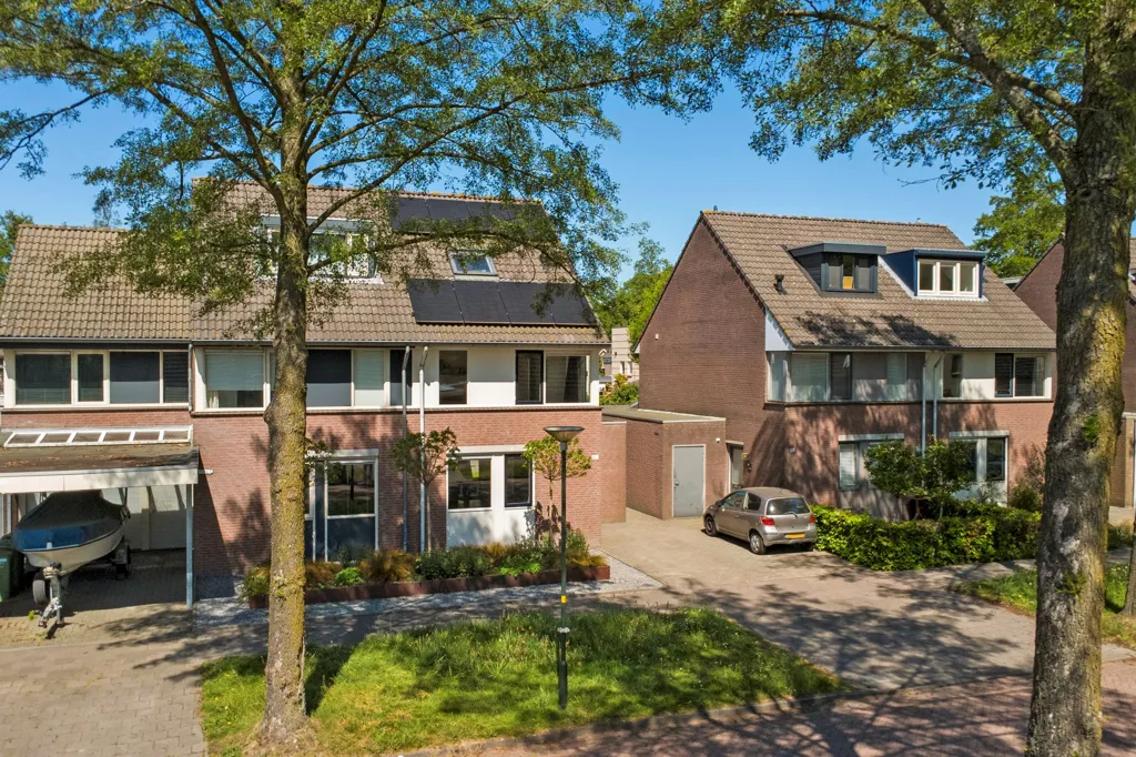 Õhuvaade - Two-Storey House with Garden in Bladel