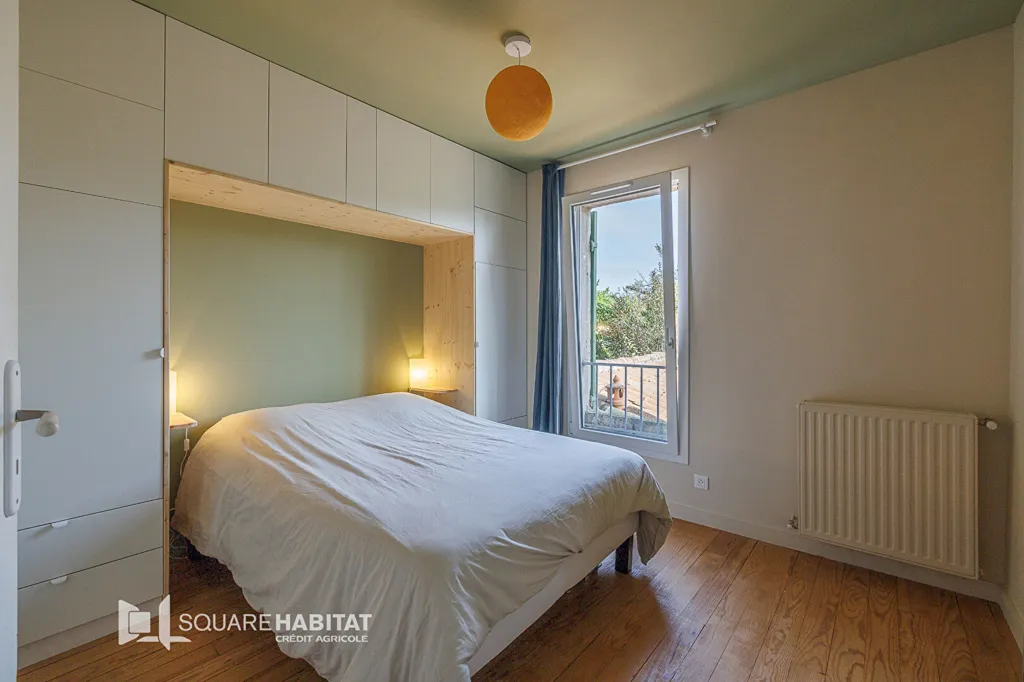 Bedrooms - Duplex House with Pool in Quiet Street