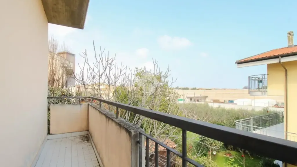Rõdu - Semi-detached Villa with Private Courtyard in Città Sant'Angelo