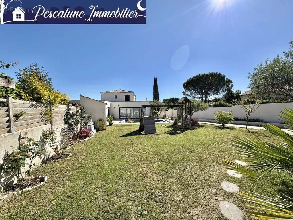 Jardin - Villa Contemporaine avec Piscine à Baillargues