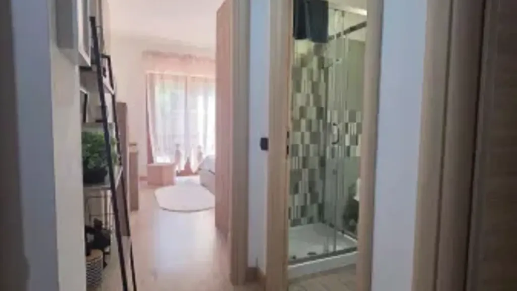 Bagni - Ample Trilocale with Garden in Ceccano