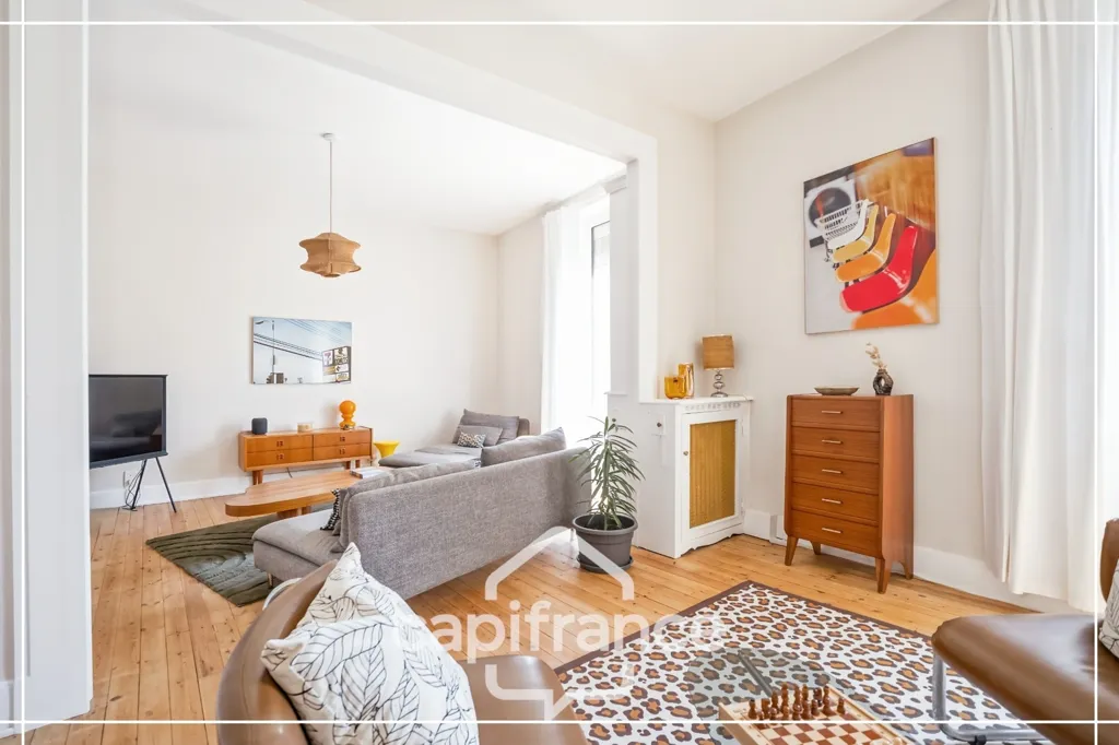 Living Room - Character House with Intimate Garden in Agen Centre
