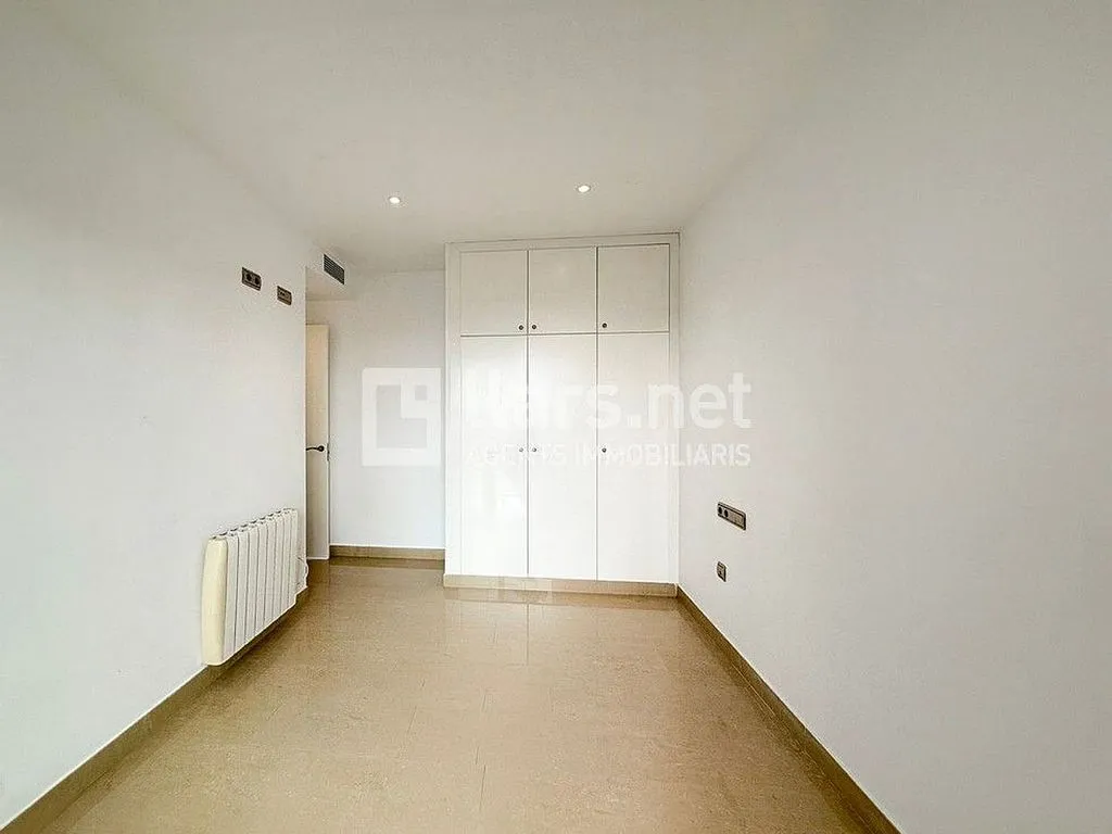 hallway_entrance