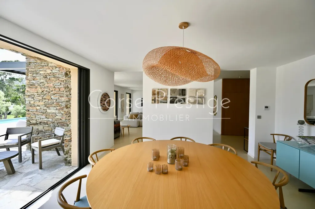 Salle à manger - Résidence Privée avec Vue Mer à Saint-Florent, Corse du Nord