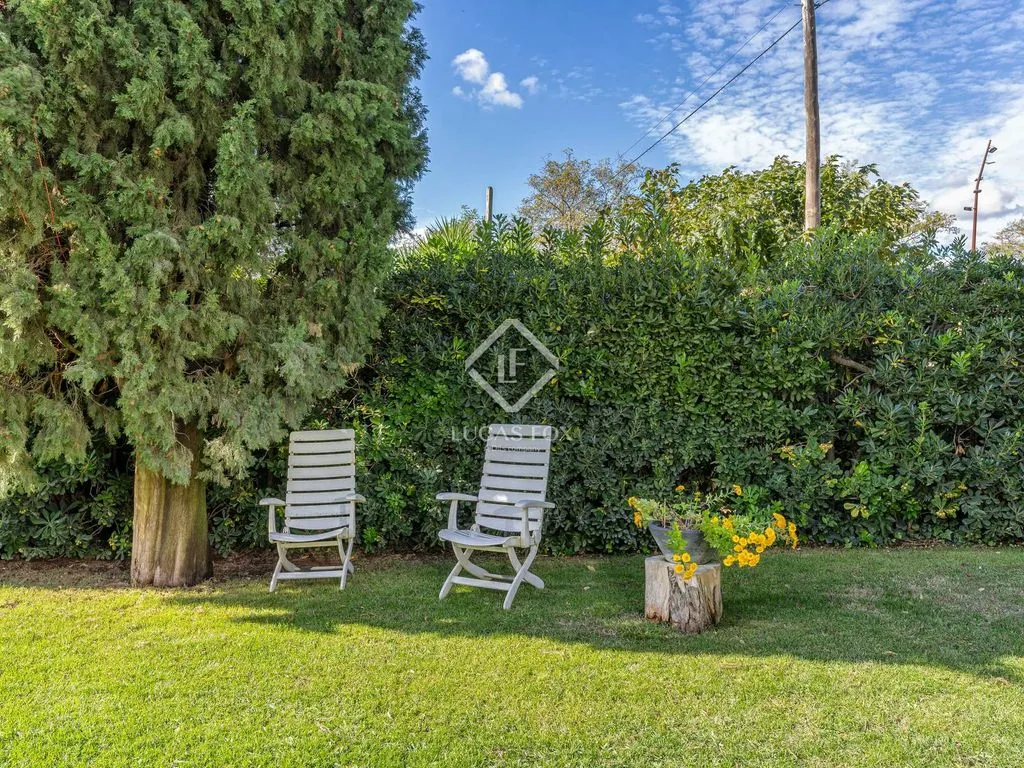 Garden - Traditional Stone Cottage with Pool in Bàscara