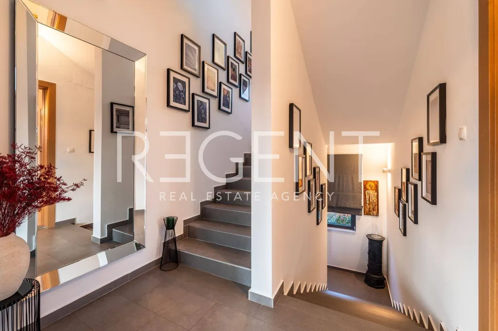 Pièces - Luxury Penthouse with Panoramic Terrace in Zagreb