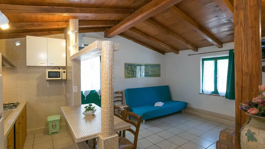 2-room house in IT