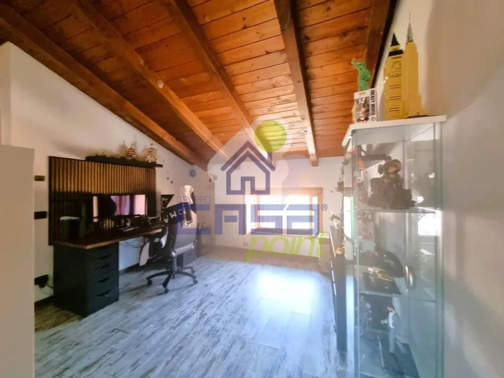 Studio - Duplex Apartment with Balcony in Brembio